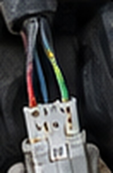 New wiring connector fitted on the Equinox